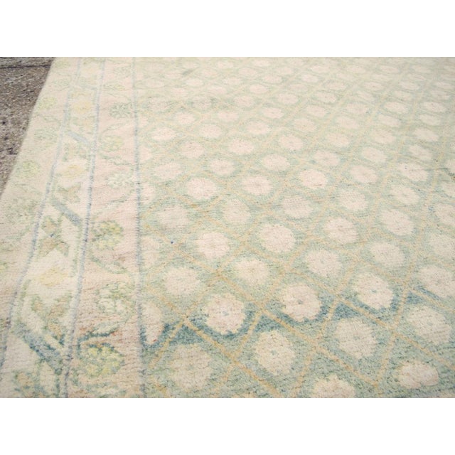 1940s Galerie Shabab Collection Mid-20th Century Indian Cotton Agra Rug For Sale - Image 5 of 9
