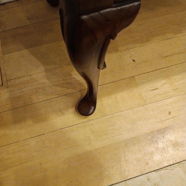 Mid 20th Century Hickory Chair Co. Vintage Mahogany Queen Anne Style Lowboy Dresser For Sale - Image 14 of 15