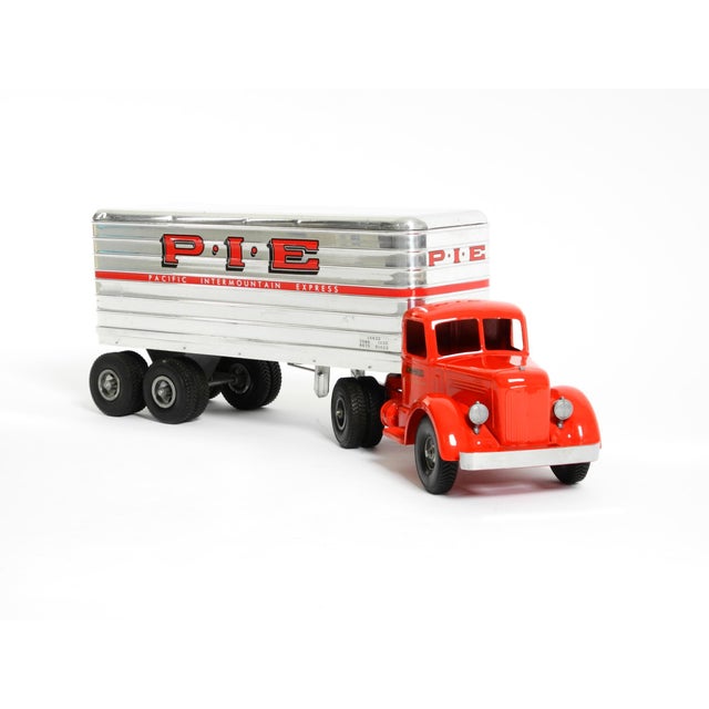 Original Smith & Miller 1953 Model Truck, 2000s For Sale - Image 3 of 18