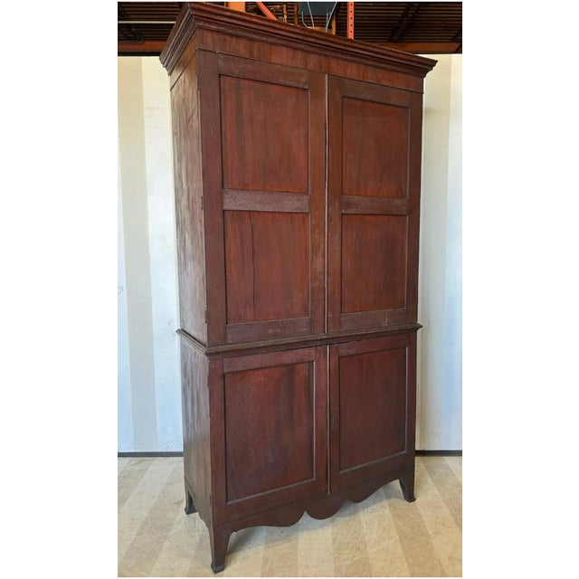 Gorgeous late 18th-early 19th century virginia linen press in original untouched dry surface. Mahogany and yellow pine...