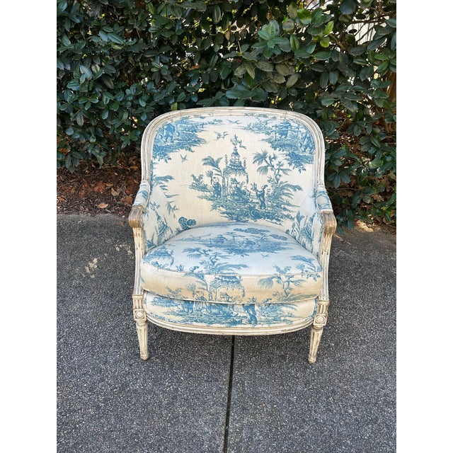 English 19th Century French Bergere Chair in Blue and White English Toile For Sale - Image 3 of 10
