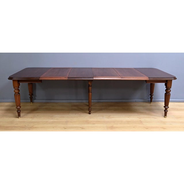 Victorian Mahogany Extendable Table, England, Late 19th Century For Sale - Image 18 of 18