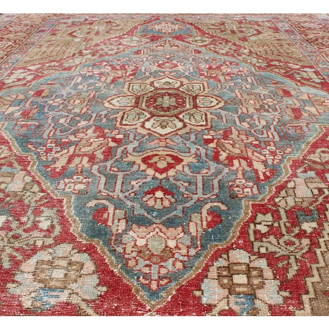 Early 20th Century Antique Persian Bakhtiari Rug With Layered Floral Medallion Design and Motifs For Sale In Atlanta - Image 6 of 12