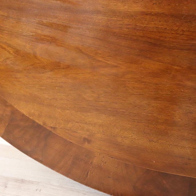 Antique Oval Table in Walnut, 1800s For Sale - Image 9 of 11
