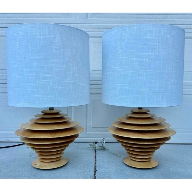 Pair of Discus Table Lamps Attributed to Shepard Vineburg, Los Angeles C. 1980 For Sale - Image 16 of 18
