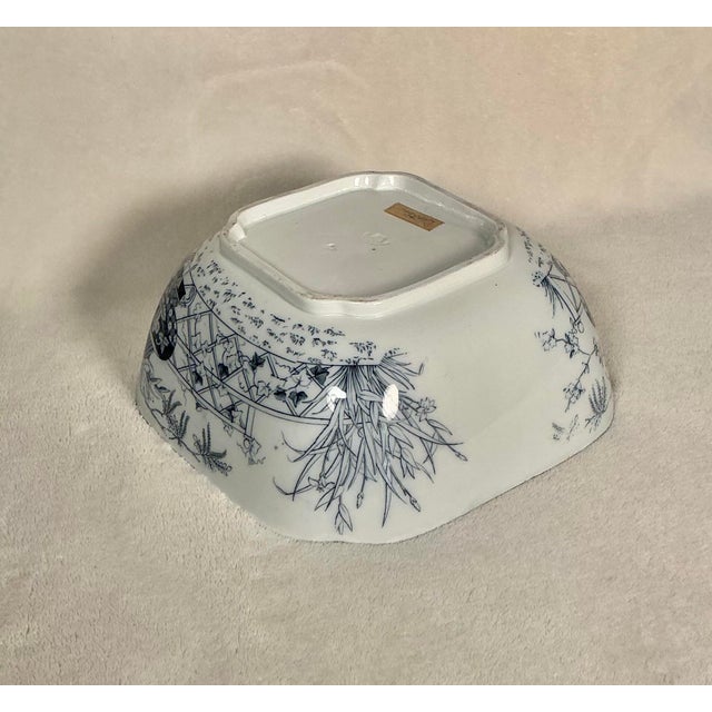Authentic Late-Victorian English Transferware Copeland Blue and White Serving Bowl For Sale In Greenville, SC - Image 6 of 12