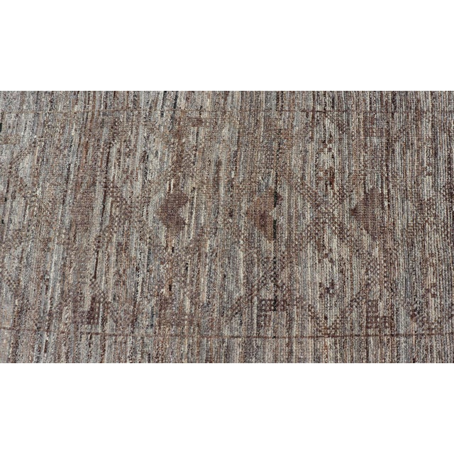 Textile Modern Hand-Knotted Runner in Wool With Diamond Design in Neutral Tones 3'0 X 11'4 For Sale - Image 7 of 11