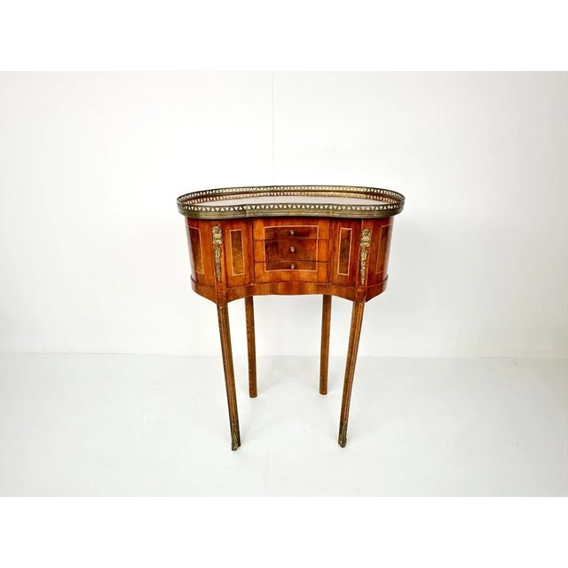 Wood Vintage Kidney-Shaped Side Table with Brass Details For Sale - Image 7 of 14