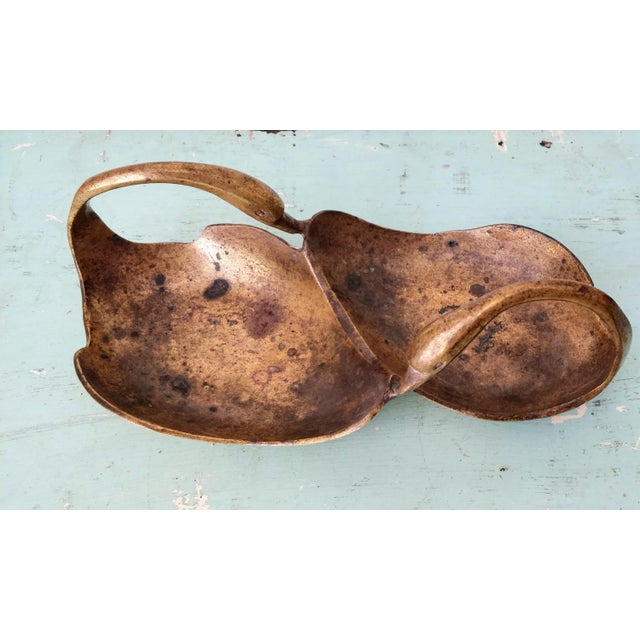Shabby Chic Vintage Double Swan Brass Dish Hollywood Regency For Sale - Image 3 of 7