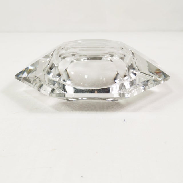1960s Large Vintage Crystal Ashtray from Val Saint Lambert, 1960s For Sale - Image 5 of 10