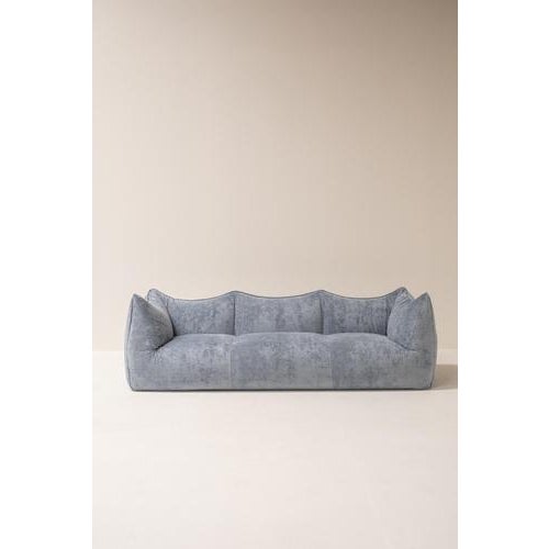 Iconic “Le Bambole” sofa designed by Mario Bellini for B&B Italia in the 1970s. One of the most celebrated Italian seating...