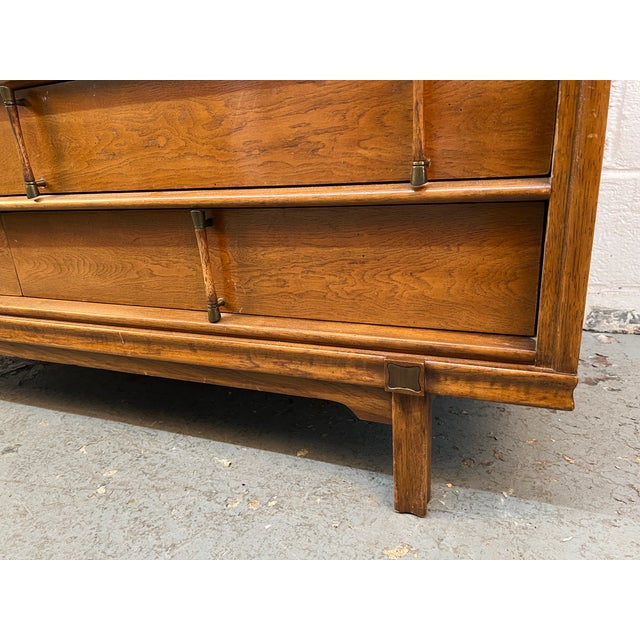 Brown Mid-Century Modern Double Dresser by j.b. Van Sciver Co. Furniture For Sale - Image 8 of 9