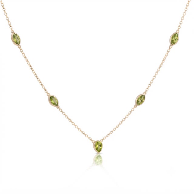 Contemporary Dainty Peridot Layering Necklace | Green Gemstone Floating Charm Chain Necklace | August Birthstone Jewelry For Sale - Image 3 of 3
