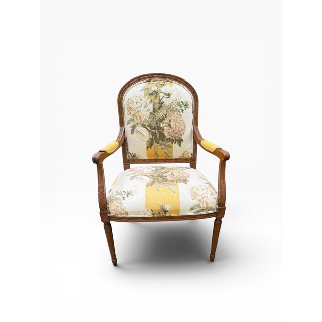 1990s Ethan Allen French Provincial Louis XV Style Armchair With Floral Upholstery For Sale - Image 10 of 16
