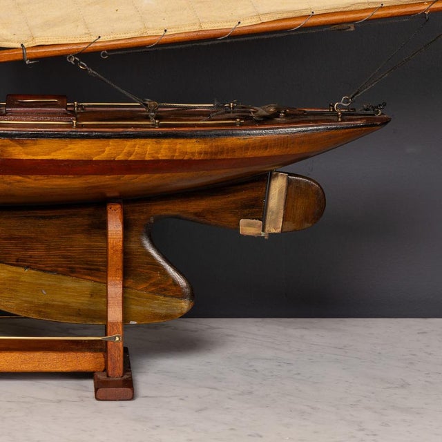 Large Vintage English Gaff Rigged Pond Yacht, 1930 For Sale - Image 10 of 18