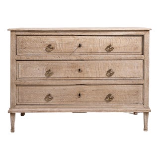 Early 19th Century France Weathered Whitewash Cerused Oak Chest Of Drawers For Sale
