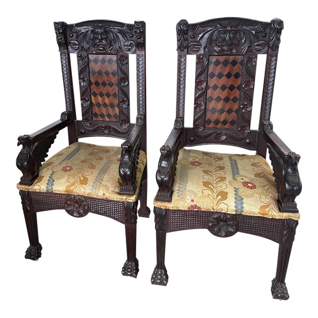 19th Century Pair of American Carved Oak Chairs For Sale