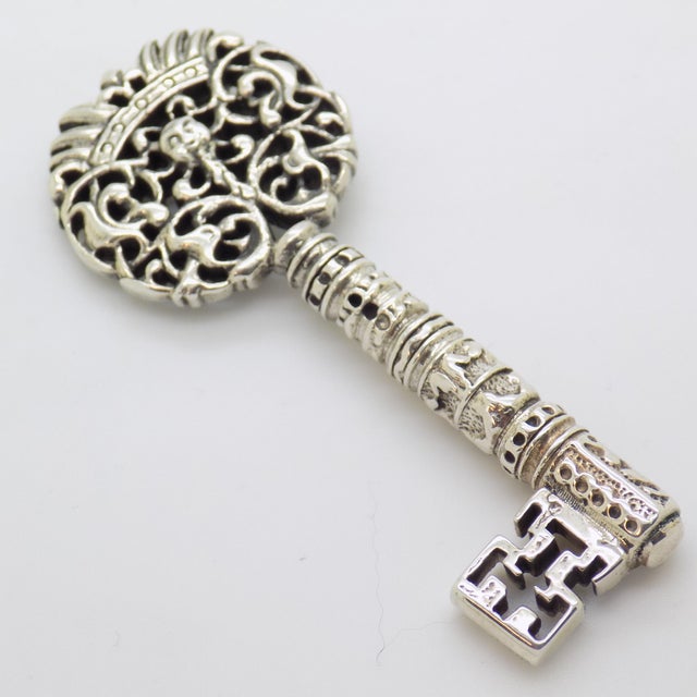 1980s Vintage Italian Handmade Genuine Sterling Silver 925 Real Life Size Decorative Key, 1980s For Sale - Image 5 of 13
