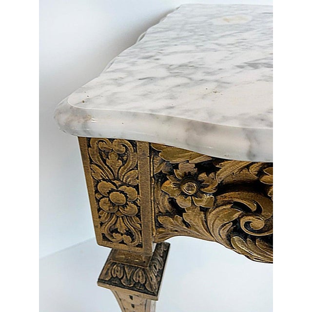 French Italian Late 19th-Early 20th Century Louis XVI Style Giltwood and Marble Table For Sale - Image 3 of 10