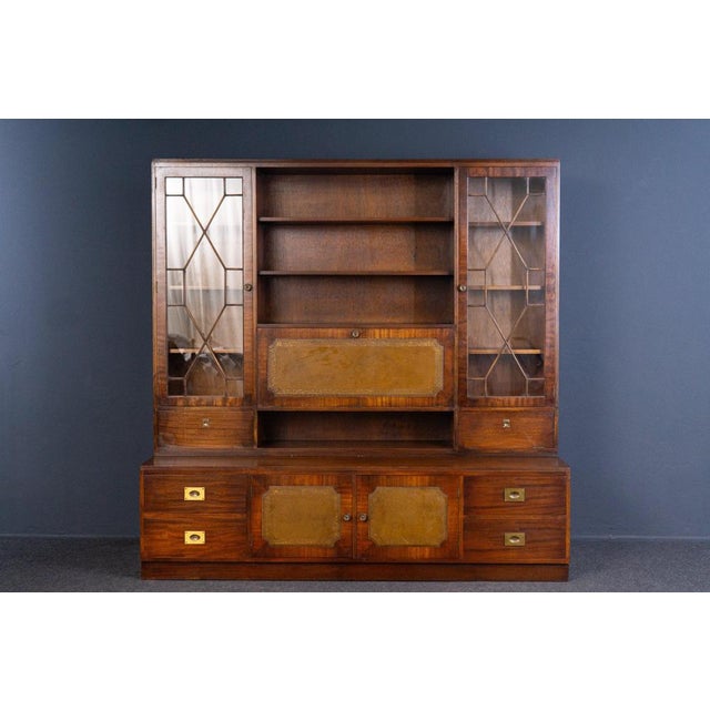 Object: bookcase/library Epoch & style: English style - second half of the 20th century Features - high-quality & elegant...
