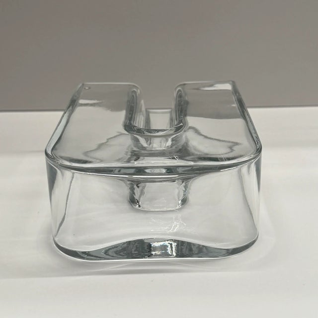 1970s Bertil Vallien for Kosta Boda Scandinavian Modernist U-Shaped Glass Vase For Sale - Image 10 of 12