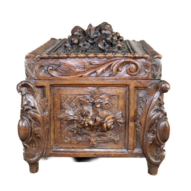 Antique French Relief Carved Fruit Dresser Box For Sale In Atlanta - Image 6 of 8