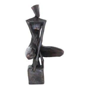 Callindra II (2/25) - Elegant Original Figurative Bronze Sculpture Original Artwork by Nando Kallweit