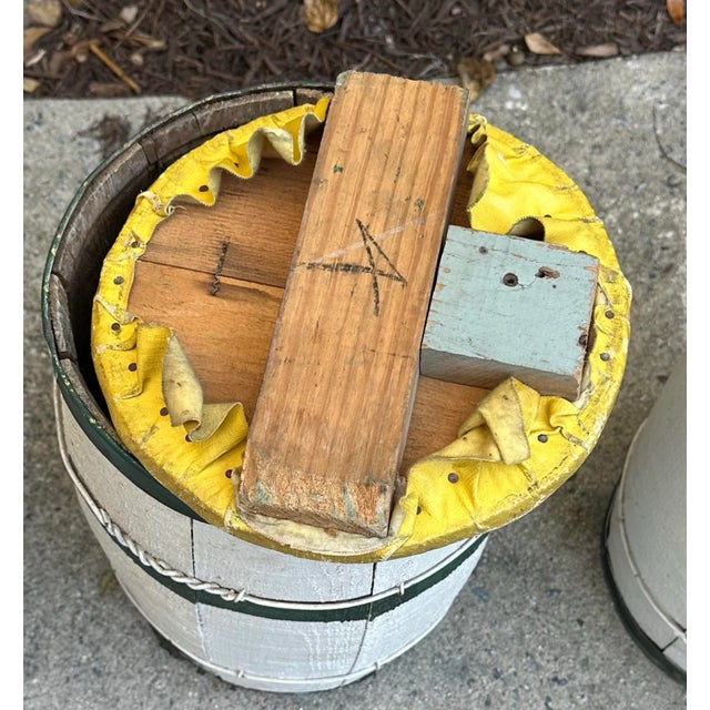 Low Country Painted Wood Fishing Stools - Set of 4 For Sale In Savannah - Image 6 of 10