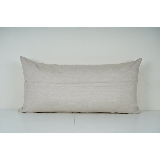 1990s Bird Suzani Lumbar Pillow Cover – Hand Embroidered Boho Decor (17'' X 34'') For Sale - Image 5 of 5