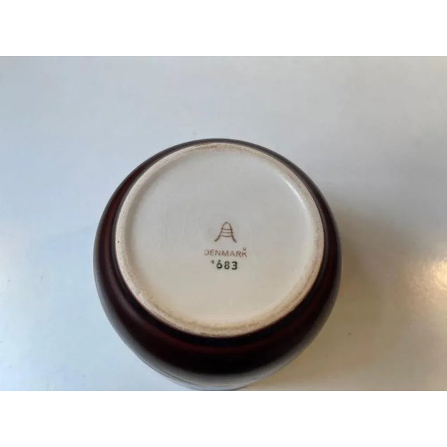 Danish Modern Ceramic Abstract Planter by Nils Thorsson for Aluminia, 1950s For Sale - Image 3 of 7