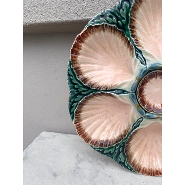 French Majolica Oyster Plate Sarreguemines, Circa 1870 For Sale - Image 3 of 4