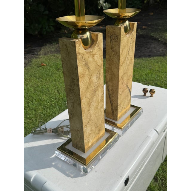 Postmodern Vintage Modernist Table Lamps With Faux-Travertine Finish and Lucite Bases, a Pair For Sale - Image 3 of 13