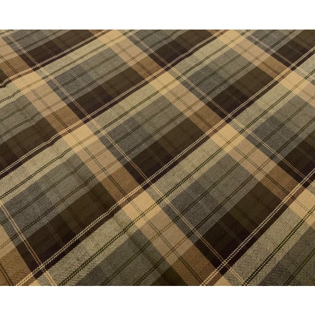 Ralph Lauren Style Woven Tartan Plaid Fabric – 58” Wide × 1.75 Yards – Heritage Upholstery Textile - See Inspiration Photos! For Sale In New Orleans - Image 6 of 7
