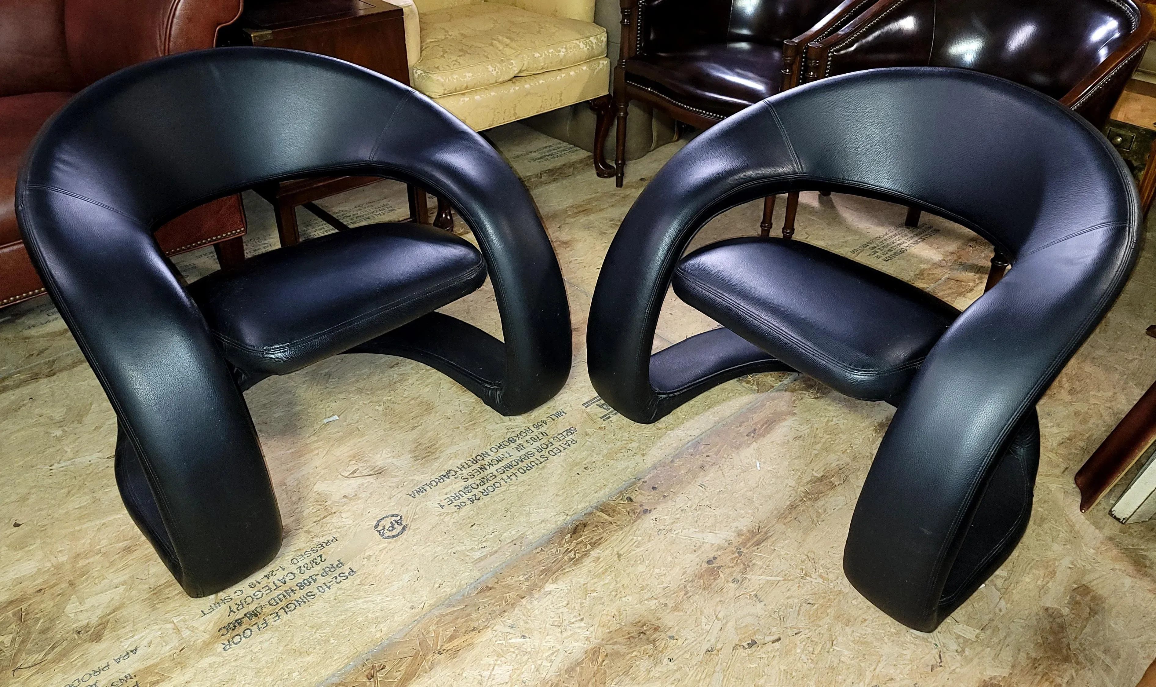 Pair of Vintage Jaymar Attributed Postmodern Sculptural Cantilever