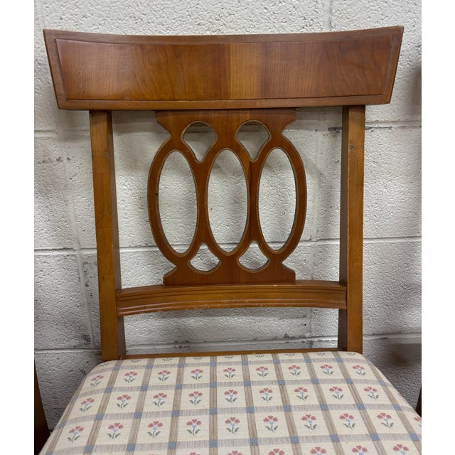 Mid-Century Modern Vintage Biedermeier Style Floral Upholstered Dining Chairs - Set of 4 For Sale - Image 3 of 17