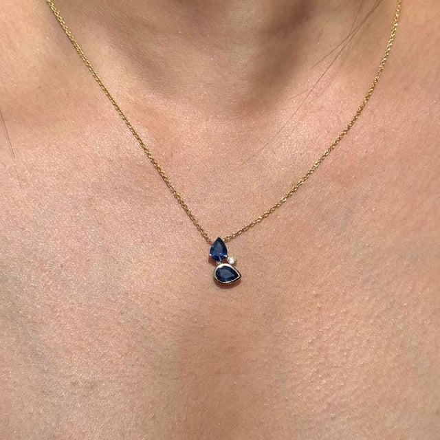 1.66ct Double Pear-Shaped Sapphire Diamond Pendant Necklace in 14k Yellow Gold For Sale - Image 9 of 15