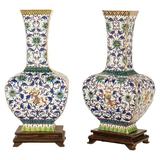 Asian Antique Pair Monumental Chinese Qing Qianlong Period Cloissoné Enamel Vases 1795 For Sale - Image 3 of 16