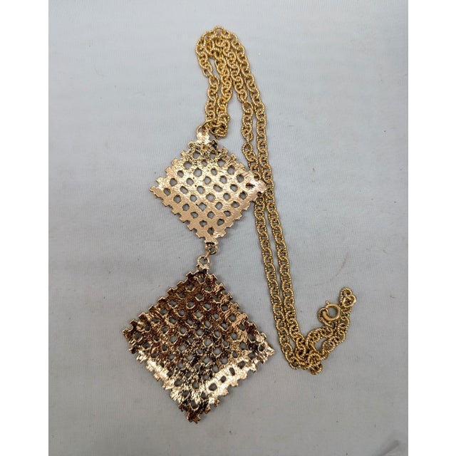 Metal Vintage 1967 Signed Napier Goldtone Woven Diamond Shaped Pendants Necklace For Sale - Image 7 of 8