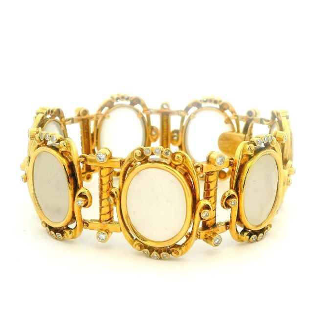 Mid-Century Modern 1960s Ilias Lalaounis 18k Gold Frosted Crystal & Diamond Bracelet For Sale - Image 3 of 11