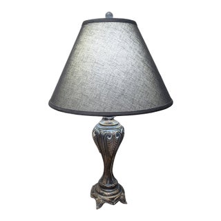 Vintage Hollywood Regency Urn-Form Metal Table Lamp - Black & Gold Finish For Sale