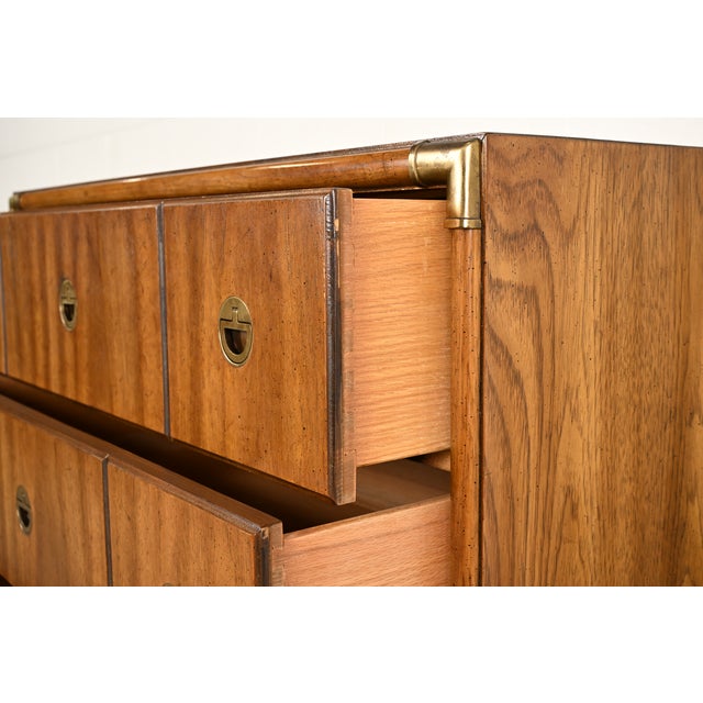 Brown Drexel Heritage Mid-Century Modern Hollywood Regency Campaign Walnut Highboy Dresser, 1970s For Sale - Image 8 of 15