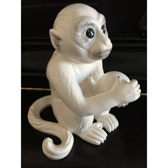 Mottahedeh Porcelain Ceramic Mottahedeh White Capuchin Monkey — As Seen at Elvis Presley's Graceland! For Sale - Image 4 of 5