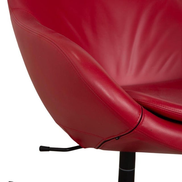 Set of Cocoon Armchair and Ottoman in Red Leather from Varier For Sale - Image 10 of 18