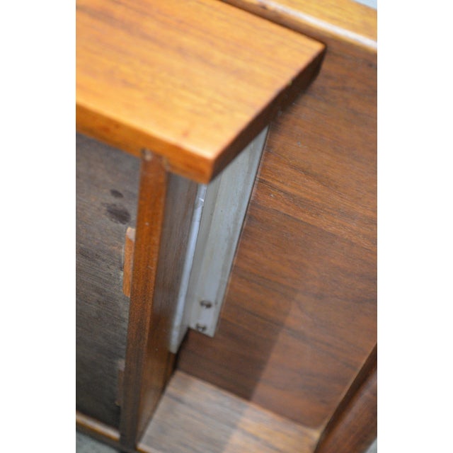 1960s Jens Risom Design Walnut Wood Leather Side End Tables a Pair 2 For Sale - Image 11 of 16
