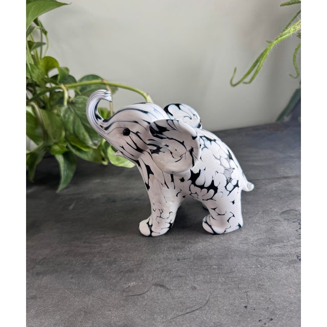 Mid-Century Modern Archimede Seguso "Bianco Nero" Murano Glass Large Elephant Sculpture, Vintage 1960s MCM (Attributed) For Sale - Image 3 of 12