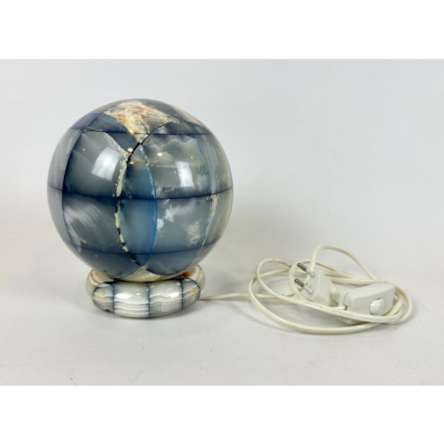 Vintage Italian Onyx Ball Table Lamp, 1980s For Sale - Image 4 of 8