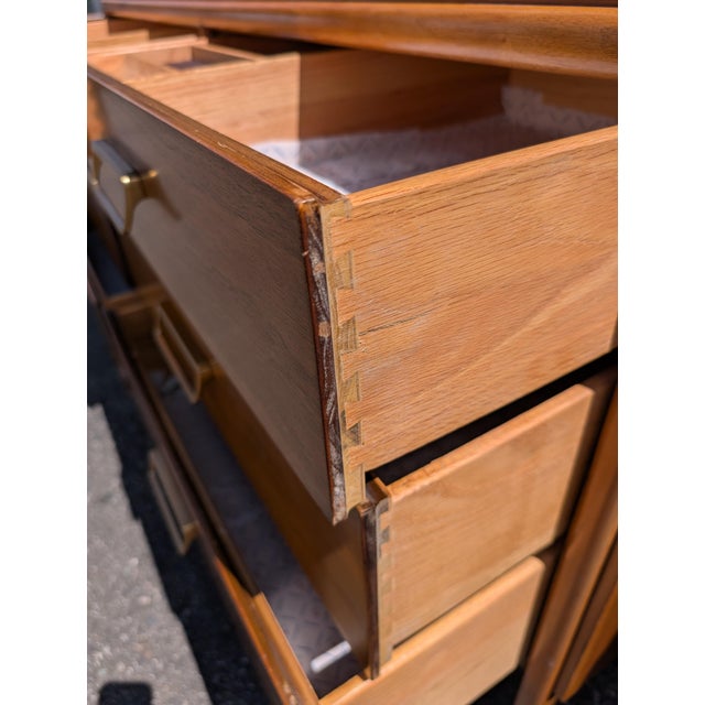 Mid-Century Modern Drexel Cascade Mid Century Modern Walnut Finish 6 Drawer Dresser W/ Original Mirror For Sale - Image 3 of 18