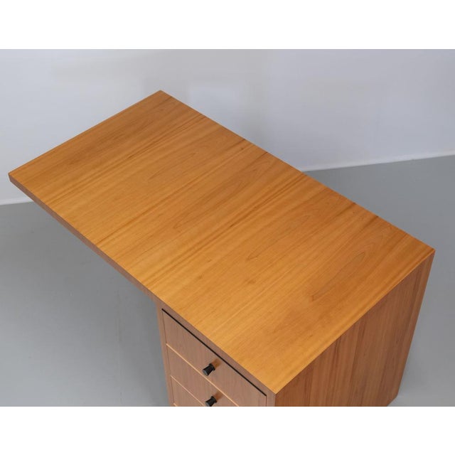 Modernist Maple Desk by Dick Russell for Ray Leigh, 1980s For Sale - Image 9 of 18