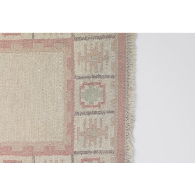 1960s Pale Cream and Pink Kilim, 1960s For Sale - Image 5 of 7