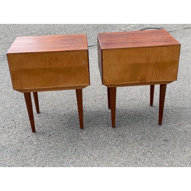 Wood Teak Nightstands attributed to Johannes Andersen for Dyrlund, 1963, Set of 2 For Sale - Image 7 of 11